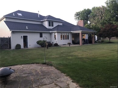 697 Fairmont Ave, North Tonawanda, NY 14120 - photo 3