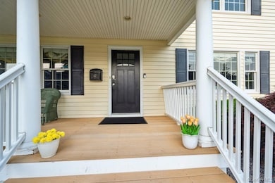 47 Syosset Cir, Syosset, NY 11791 - photo 5