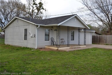 502 SW 3rd St, Muldrow, OK 74948 - photo 3