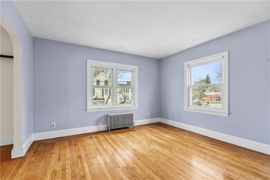 546 Main St unit 2, Warren, RI 02885 - photo 3