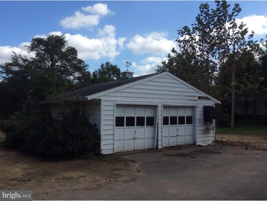 447 Paulsboro Rd, Swedesboro, NJ 08085 - photo 7