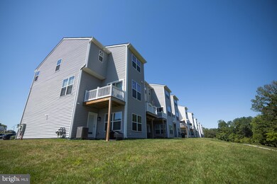 829 Pecan Rd, Spring City, PA 19475 - photo 4