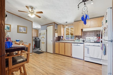 25564 Old Cabin Rd, Edgemont, SD 57735 - photo 6