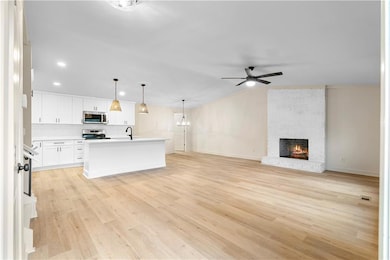 3344 Brookview Dr, Marietta, GA 30068 - photo 5