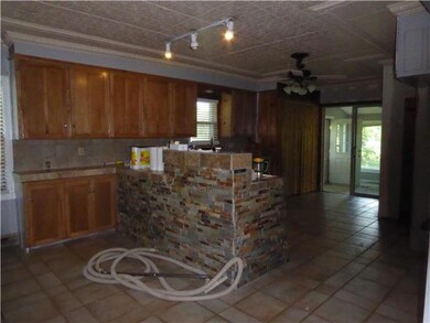 9921 W 71st St, Shawnee, KS 66203 - photo 6