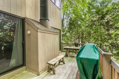 4 Clergy Cir, Nashua, NH 03063 - photo 4