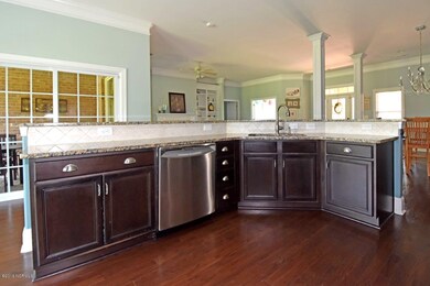 14 MLS 2445 Belshaw Kitchen