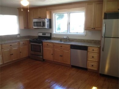 11 Bellvale St, Malden, MA 02148 - photo 5