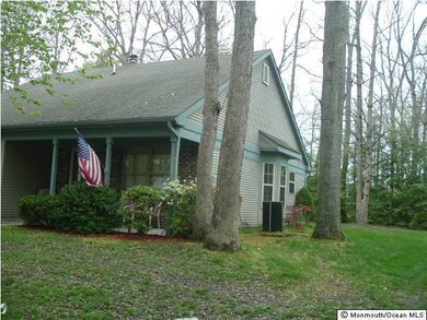 570 Petunia Ln N, Whiting, NJ 08759 - photo 3