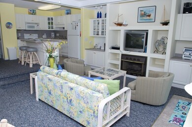 Living Rm