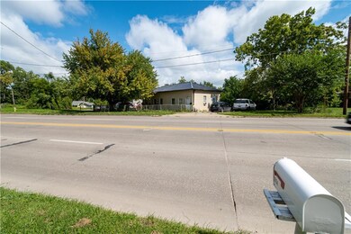 2721 SE 6th St, Des Moines, IA 50315 - photo 3