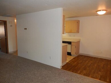 326 N 6th St, Central Point, OR 97502 - photo 6