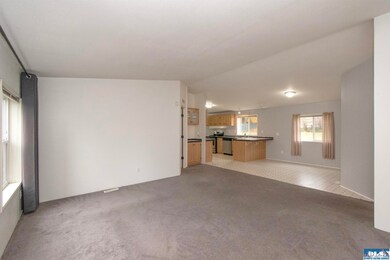 2826 E Myrtle St, Port Angeles, WA 98362 - photo 3