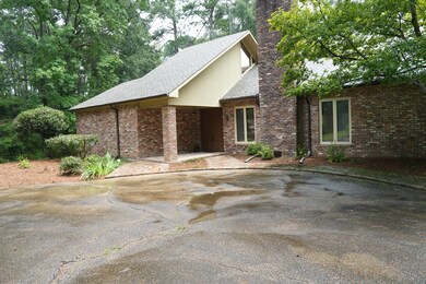 1075 Hawthorne Dr, McComb, MS 39648 - photo 3