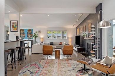 2276 Hoxton Ct, Columbus, OH 43220 - photo 7