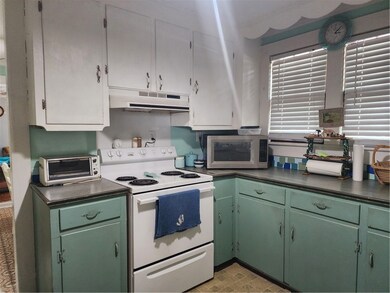 1005 5th St, Brunswick, GA 31520 - photo 7