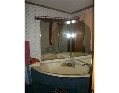 Master Bath/Spa.