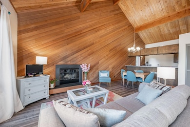 18575 SW Century Dr unit 636, Bend, OR 97702 - photo 3