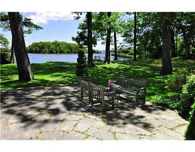 60 Oneida Dr, Greenwich, CT 06830 - photo 2