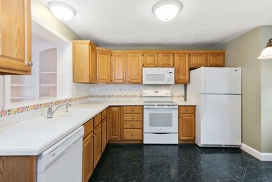 2 Leman Ln, Hopkinton, MA 01748 - photo 3