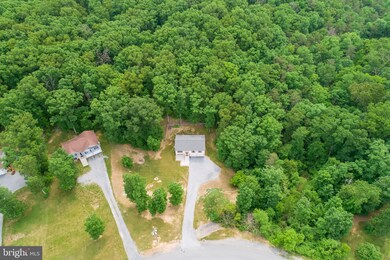 334 Leviticus Dr, Bunker Hill, WV 25413 - photo 5