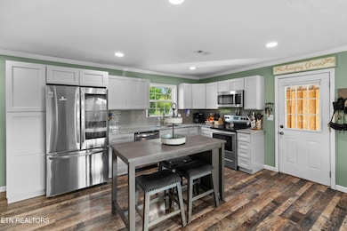 007-430McVeyRoad-Tazewell-TN-37879-SMALL