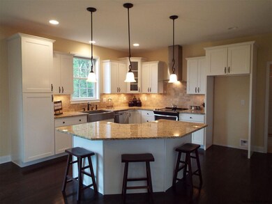 47 Huntington Way, Milton, NY 12020 - photo 5