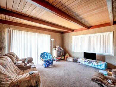 212 S. Lovers Ln-6