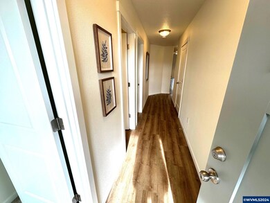 1802 SE Mulberry Ave, Dallas, OR 97338 - photo 4