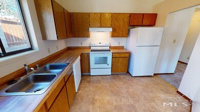 653 W National Ave, Winnemucca, NV 89445 - photo 6