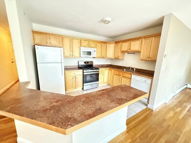 111 Lancaster St unit 4, Quincy, MA 02169 - photo 5