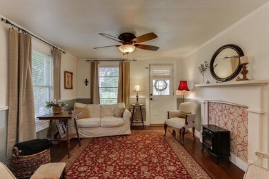 109 Epps St, Tomball, TX 77375 - photo 4