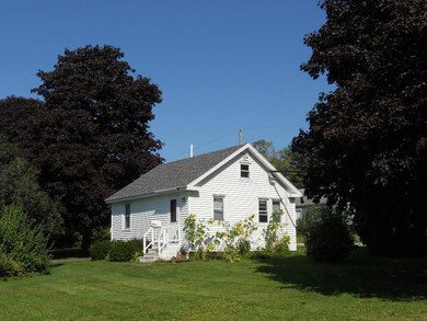 Sweet 1-BR ranch has great rental...