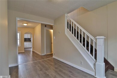 412 N Spruce St, Allentown, PA 18102 - photo 5