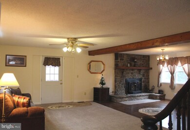 228 Easter Ridge Ln, Winchester, VA 22603 - photo 2