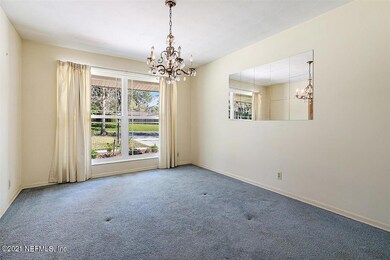 1018 Parkridge Cir W, Jacksonville, FL 32211 - photo 4