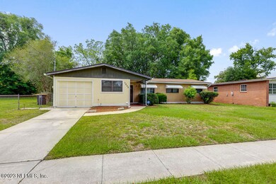 3828 Freel Rd, Jacksonville, FL 32210 - photo 2