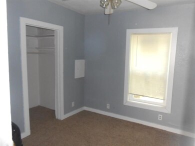 215 E 6th St, Cushing, OK 74023 - photo 6