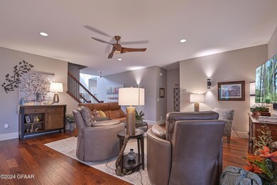 584 Autumn Woods Blvd, Grand Forks, ND 58201 - photo 5