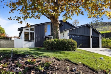 382 Thunderhead St, Thousand Oaks, CA 91360 - photo 2