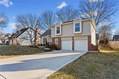 14919 W 93rd Terrace, Lenexa, KS 66215 - photo 2