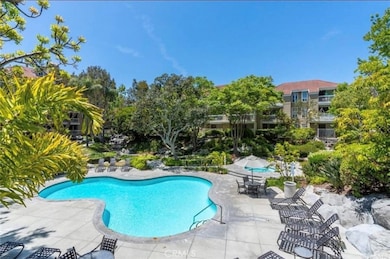 20301 Bluffside Cir unit D312, Huntington Beach, CA 92646 - photo 6