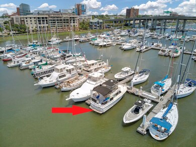 6. Easy to navigate to F-Dock