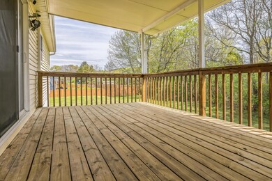 204 Weiss Rd, Stroudsburg, PA 18360 - photo 5