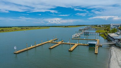TwoIslandsMarina019