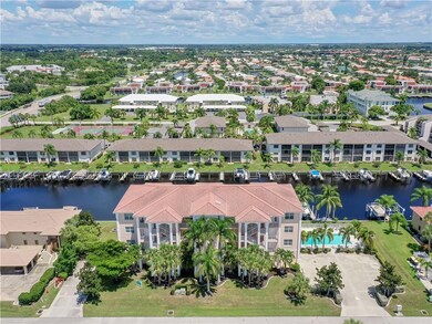 222 Lewis Cir unit 122, Punta Gorda, FL 33950 - photo 2