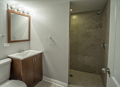 5112 W Wellington Ave, Chicago, IL 60641 - photo 6