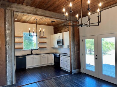 305 N Hall St, Richland Springs, TX 76871 - photo 5