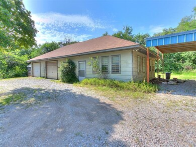 Shop with 2 car carport