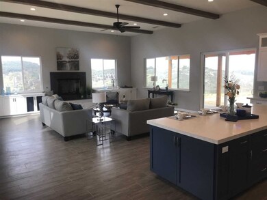 9519 Circle r Dr, Valley Center, CA 92082 - photo 3